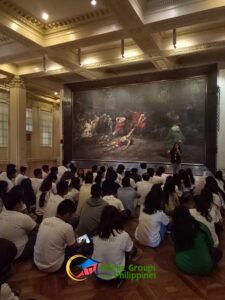 A group of students at the National Museum in Manila